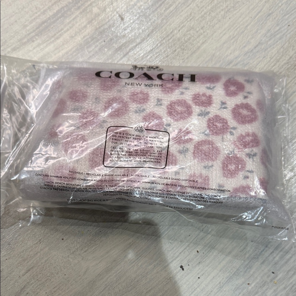 Coach Cream and Red Floral Wristlet - Picture 7 of 7
